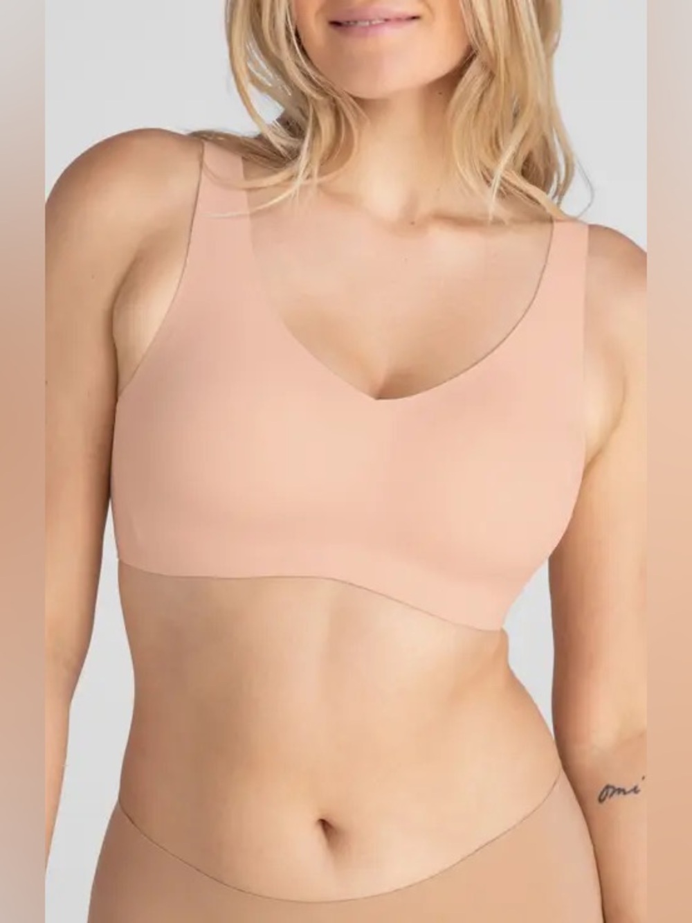 Honeylove V Neck Bra